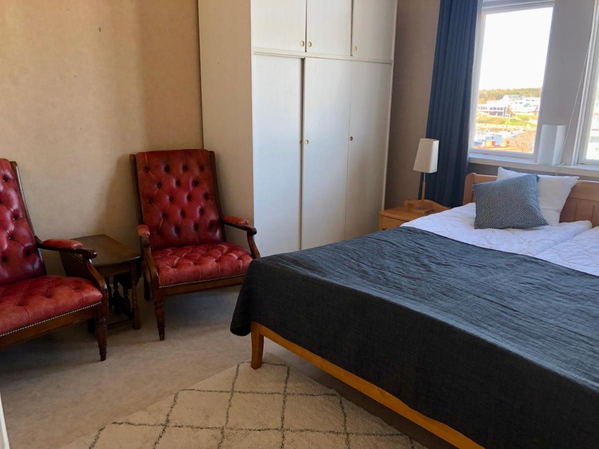 Vacker Vaning Med Havsutsikt I Stroemstads Centrum. Exterior photo